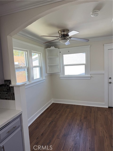 Detail Gallery Image 10 of 22 For 1305 E 17th, Long Beach,  CA 90813 - 2 Beds | 1 Baths