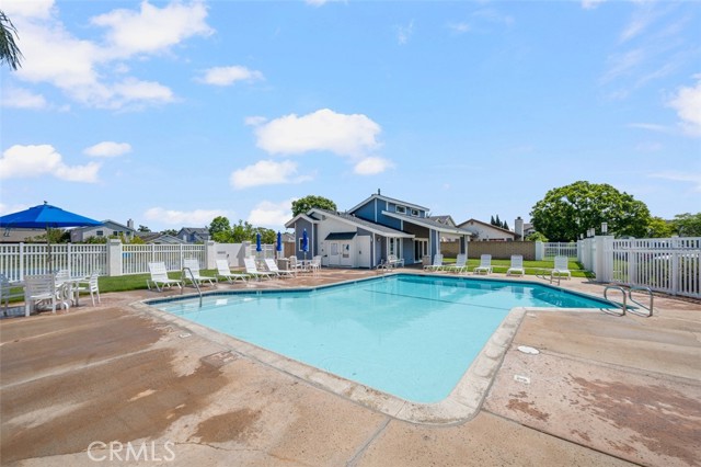 18156 Sharon Lane, Huntington Beach CA: https://media.crmls.org/medias/20177eb4-9145-4205-a12c-f2fb1602101f.jpg