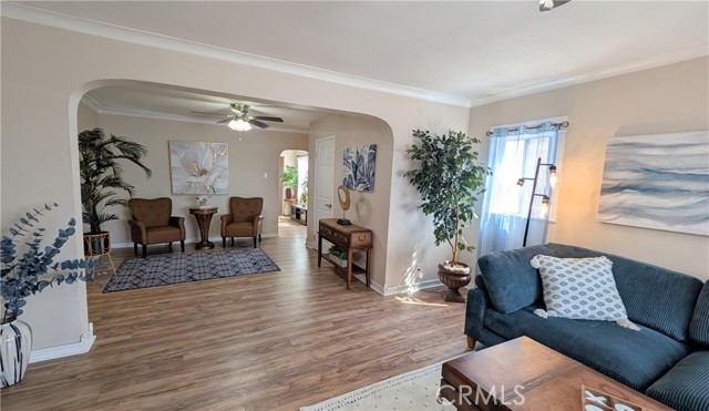 Detail Gallery Image 6 of 53 For 3854 Arlington Ave, Los Angeles,  CA 90008 - 8 Beds | 4 Baths