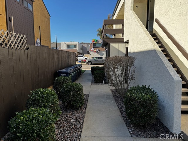 Detail Gallery Image 16 of 19 For 16582 Jib Cir #2,  Huntington Beach,  CA 92649 - 2 Beds | 2/1 Baths