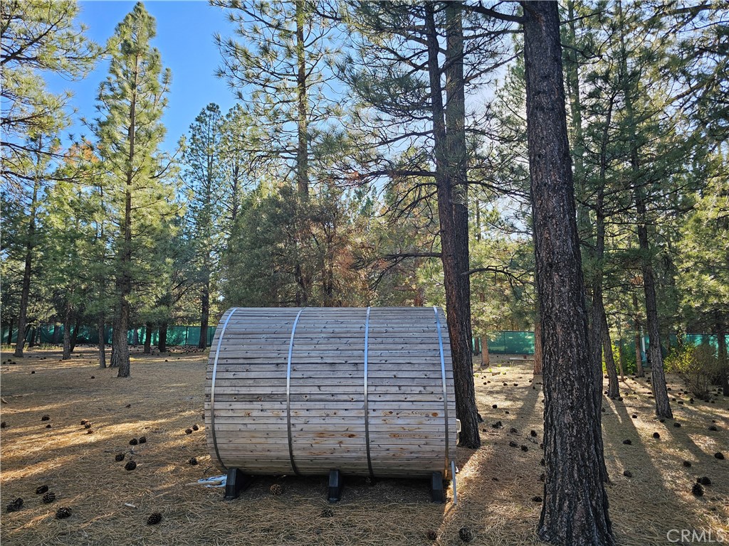 https://media.crmls.org/medias/20194ad7-5851-494c-8aad-ae4de7a87aa2.jpg?preset=X-Large