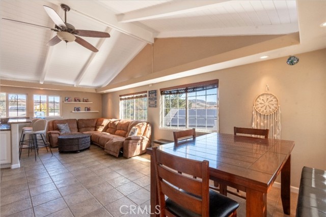 Detail Gallery Image 6 of 45 For 1954 Brook Ln., Paso Robles,  CA 93446 - 4 Beds | 3 Baths