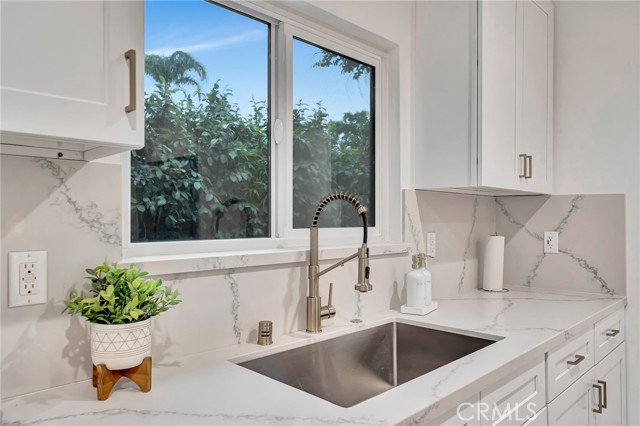 Detail Gallery Image 38 of 75 For 16127 Hartsook St, Encino,  CA 91436 - 4 Beds | 2/1 Baths