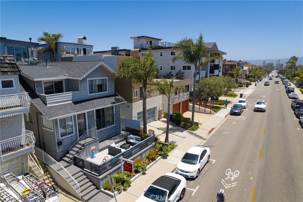 Duplex at 1204 Monterey Boulevard