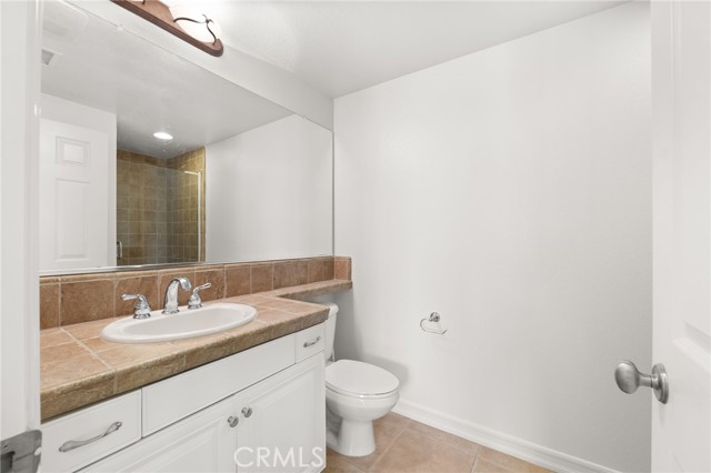 Detail Gallery Image 5 of 74 For 22383 Quiet Bay, Corona,  CA 92883 - 5 Beds | 4/1 Baths