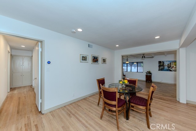 Detail Gallery Image 8 of 55 For 2309 E Sycamore St, Anaheim,  CA 92806 - 4 Beds | 2 Baths