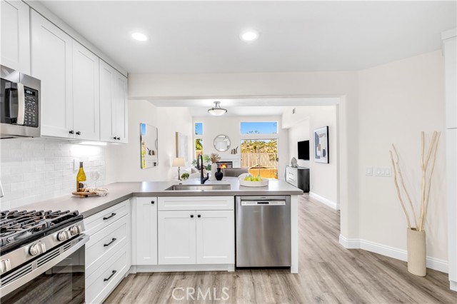 Detail Gallery Image 13 of 47 For 31 Cascada, Rancho Santa Margarita,  CA 92688 - 3 Beds | 3 Baths