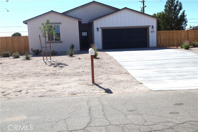 20349 90th Street, California City CA: https://media.crmls.org/medias/201db45e-9fc2-4aa2-a153-1b561c85e445.jpg