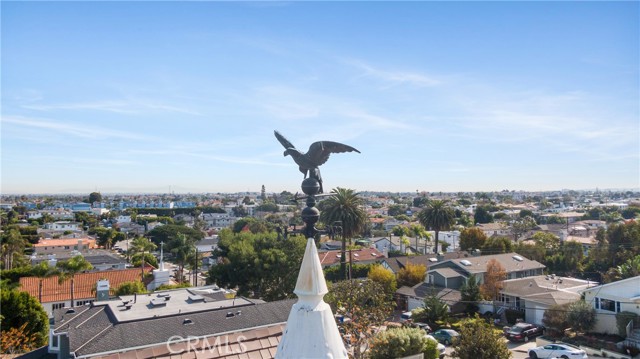 1639 3rd Street, Manhattan Beach, California 90266, 5 Bedrooms Bedrooms, ,2 BathroomsBathrooms,Residential,For Sale,3rd,SB23188263