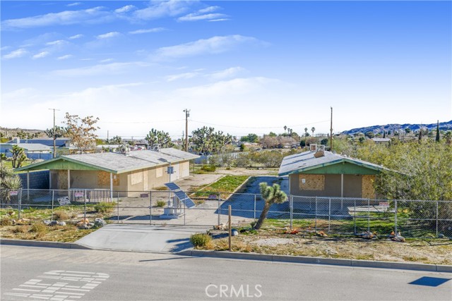 Detail Gallery Image 8 of 22 For 7389 Bannock Trl, Yucca Valley,  CA 92284 - – Beds | – Baths