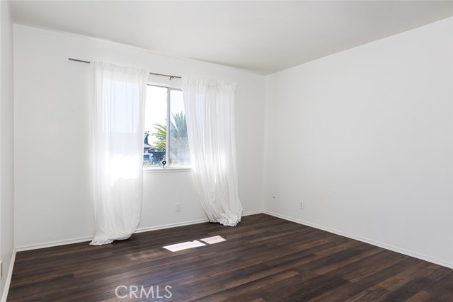 Detail Gallery Image 6 of 23 For 2015 Parcher Pl, Glendale,  CA 91206 - 5 Beds | 3 Baths