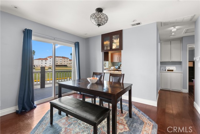 Detail Gallery Image 9 of 35 For 2330 Vanguard Way #L101,  Costa Mesa,  CA 92626 - 2 Beds | 2 Baths