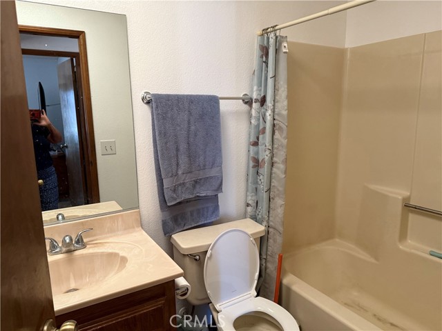 17798 Cherry Street, Hesperia CA: https://media.crmls.org/medias/2020b3f1-b551-4d42-94f4-b6a4c103c49d.jpg