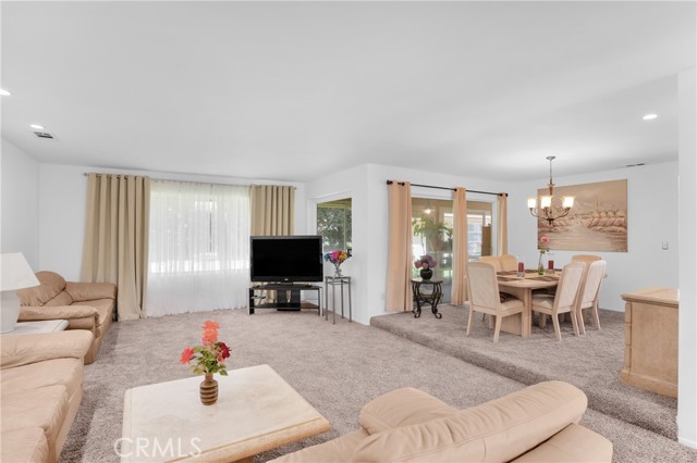 37581 Oak Mesa Drive, Yucaipa CA: https://media.crmls.org/medias/202169be-d933-46d3-9218-1dbcdf4548d5.jpg