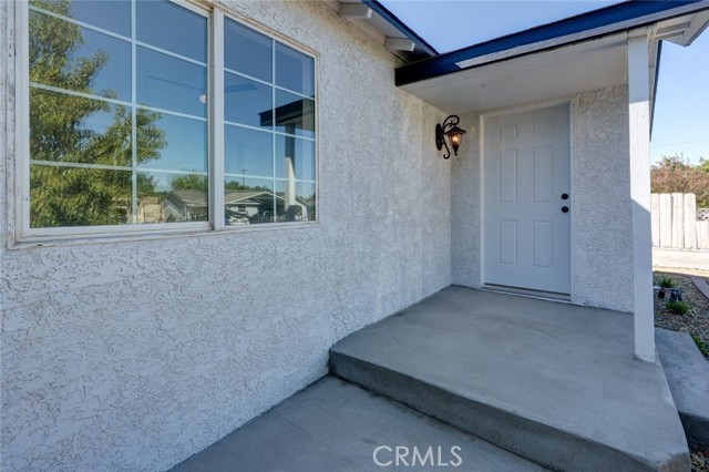 1500 Marguerite Street, Atwater CA: https://media.crmls.org/medias/20231330-7770-4b46-b49f-956b322280a4.jpg