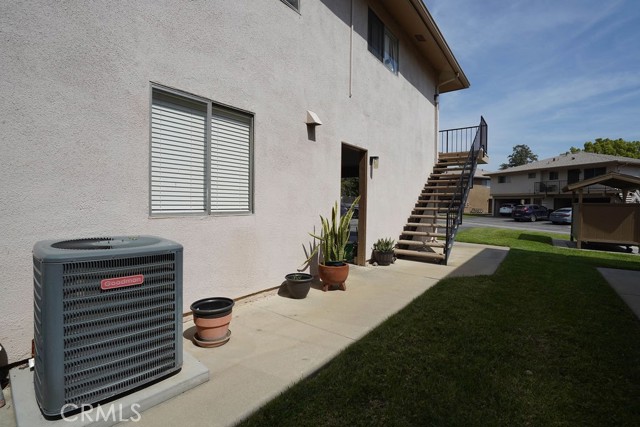 Detail Gallery Image 14 of 38 For 980 W Calle De Cielo #4,  Azusa,  CA 91702 - 2 Beds | 1 Baths