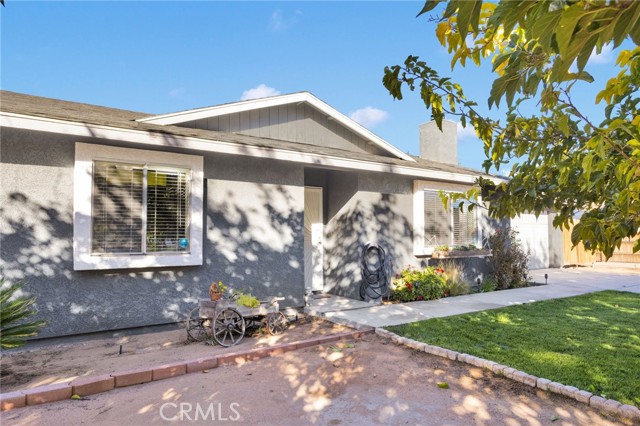 Detail Gallery Image 3 of 55 For 12828 Tamiani Rd, Apple Valley,  CA 92308 - 3 Beds | 2 Baths