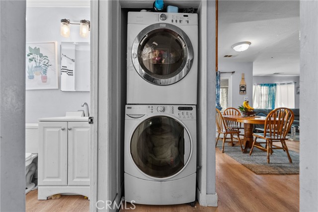 Detail Gallery Image 37 of 43 For 2001 N Salinas Ave, Los Angeles,  CA 90059 - 4 Beds | 2 Baths