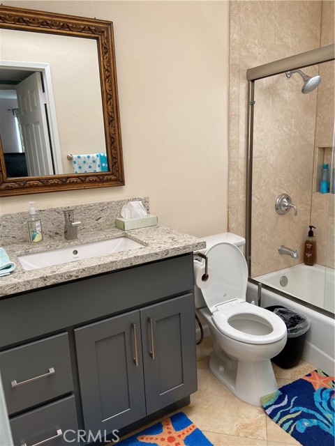 Detail Gallery Image 12 of 14 For 501 17th St, Huntington Beach,  CA 92648 - 3 Beds | 2/1 Baths