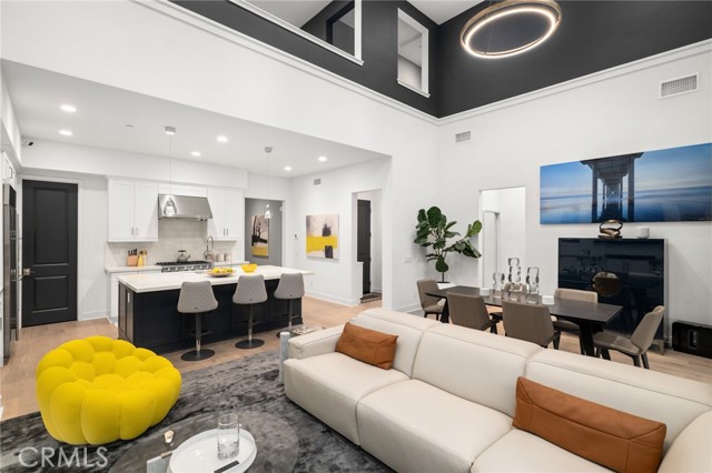 Detail Gallery Image 3 of 23 For 109 Whisper Rock, Irvine,  CA 92602 - 4 Beds | 4 Baths