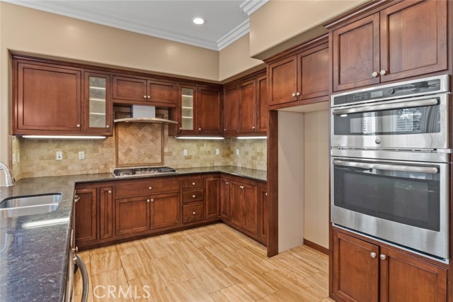 1532 W Avenue N, Palmdale CA: https://media.crmls.org/medias/2028120b-3143-4a55-af63-f0d742cc6f37.jpg