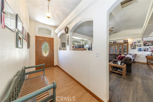 35095 Rough Rider Way, Raymond CA: https://media.crmls.org/medias/20281448-2c9d-424c-b9fa-9ae53f0d1380.jpg