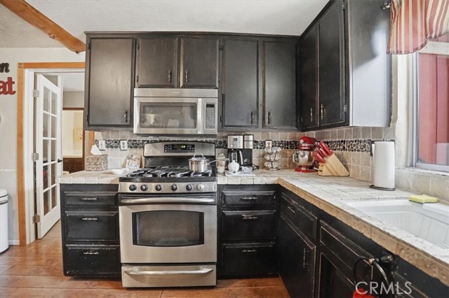 Detail Gallery Image 17 of 68 For 31051 Wild Oak, Running Springs,  CA 92382 - 3 Beds | 2/1 Baths