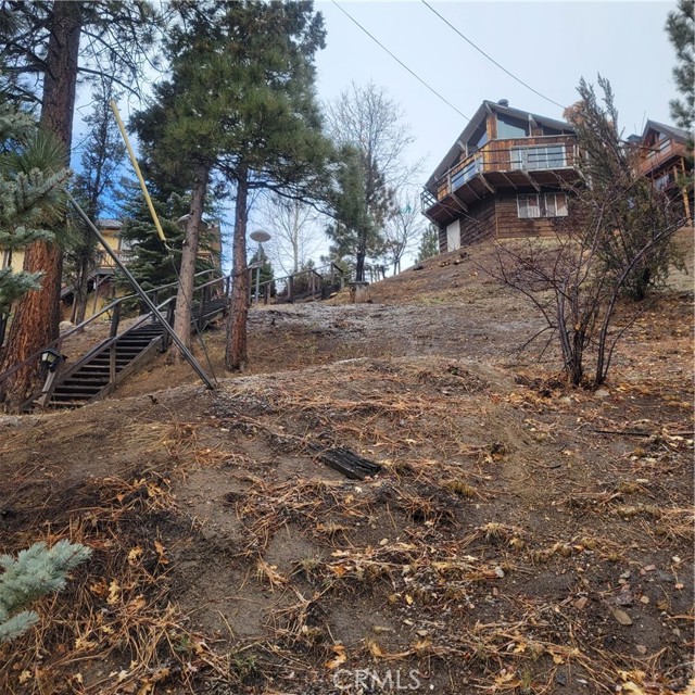 Detail Gallery Image 1 of 21 For 885 Menlo Dr, Big Bear Lake,  CA 92315 - 2 Beds | 1 Baths