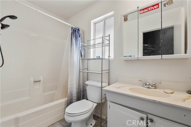 58349 Pimlico Street, Yucca Valley CA: https://media.crmls.org/medias/2029d396-98aa-4d53-b839-320424972bb3.jpg