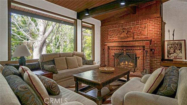 Detail Gallery Image 30 of 73 For 6377 via Escondido, Malibu,  CA 90265 - 4 Beds | 6 Baths
