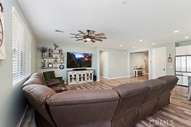 Detail Gallery Image 22 of 37 For 32673 Ascot Hill Cir, Wildomar,  CA 92595 - 4 Beds | 3/1 Baths