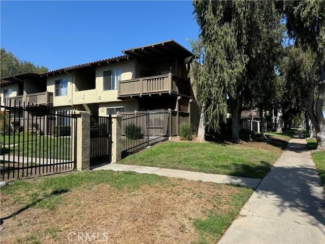 Detail Gallery Image 21 of 21 For 1345 Cabrillo Park Dr. #J16,  Santa Ana,  CA 92701 - 1 Beds | 1 Baths