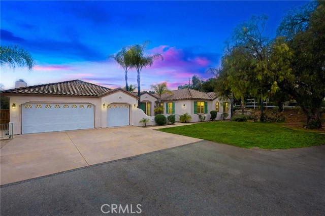 Detail Gallery Image 1 of 53 For 731 Oak Glade Dr, Fallbrook,  CA 92028 - 5 Beds | 3/1 Baths