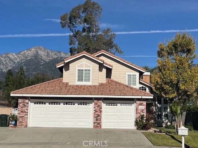 MLS# AR22245947