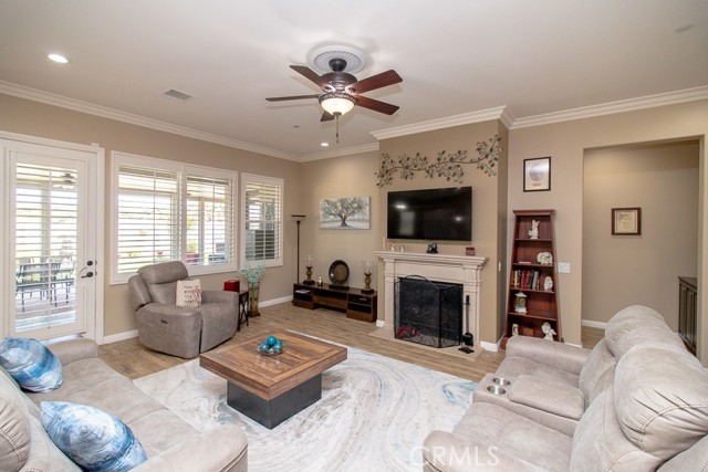 464 Whitney Peak, Beaumont CA: https://media.crmls.org/medias/202c6ece-1592-429e-9dff-39411694d9df.jpg
