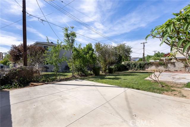 Image 8 of 27 For 6485 Clovis  