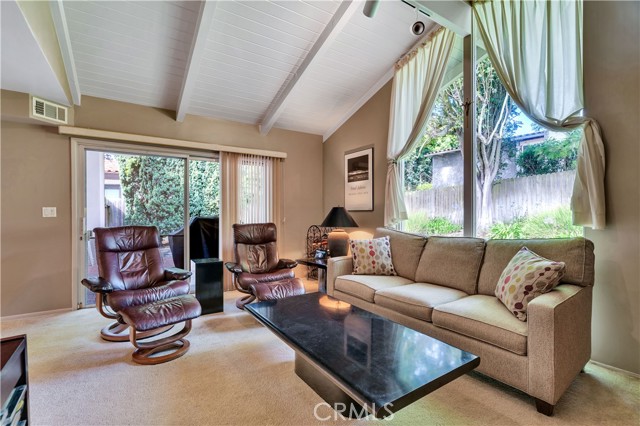 1620 Granvia Altamira, Palos Verdes Estates CA: https://media.crmls.org/medias/202d2dd9-e143-46d4-a1e7-ea36cd5d1005.jpg