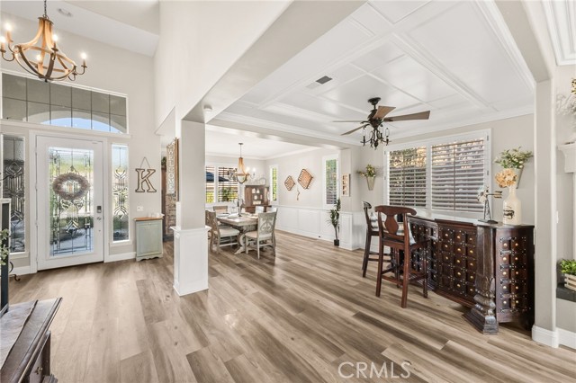Detail Gallery Image 8 of 46 For 23799 Brookside Ct, Murrieta,  CA 92562 - 6 Beds | 3/1 Baths