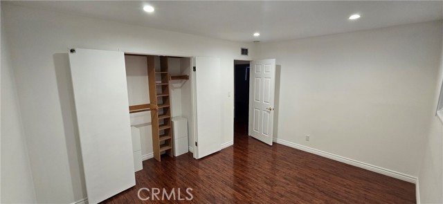 Detail Gallery Image 9 of 19 For 10937 Collett Ave, Granada Hills,  CA 91344 - 3 Beds | 2 Baths