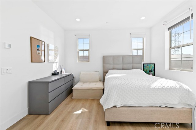 Detail Gallery Image 10 of 31 For 8475 Forest Park, Chino,  CA 91708 - 2 Beds | 2/1 Baths