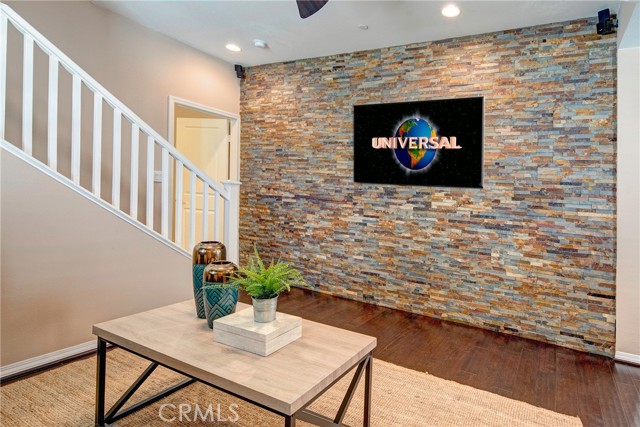 Detail Gallery Image 8 of 31 For 12001 Rock Creek Ct, Hawthorne,  CA 90250 - 4 Beds | 3 Baths