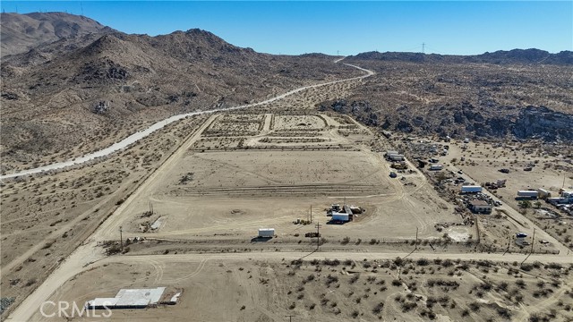 15321 Walton Road, Oro Grande CA: https://media.crmls.org/medias/202e65f4-9dd8-4419-9030-c3ee82c6834e.jpg