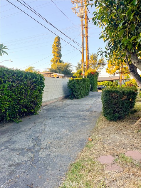 9620 Florence Avenue, Downey CA: https://media.crmls.org/medias/202eb3e1-0e07-4070-8b5e-b4ef5d44f64e.jpg