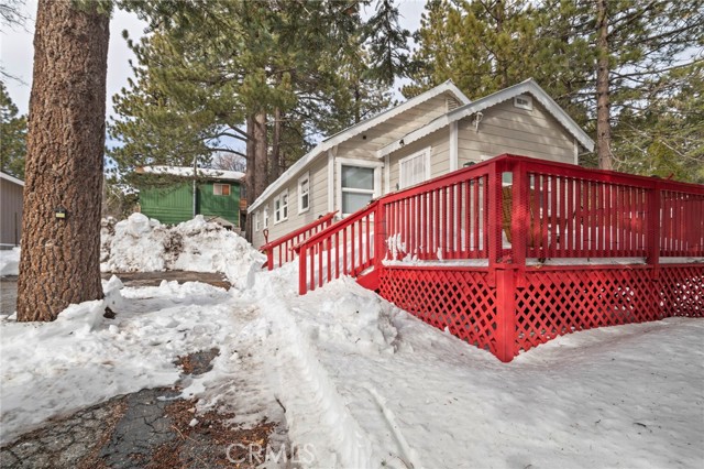 Detail Gallery Image 3 of 25 For 33424 Holcomb Creek Dr, Green Valley Lake,  CA 92341 - 2 Beds | 2 Baths