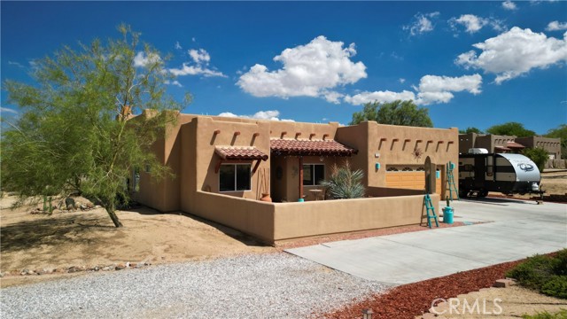 7125 Sunny Vista Road, Joshua Tree CA: https://media.crmls.org/medias/2030add5-0924-4455-acb0-14107e2b2208.jpg