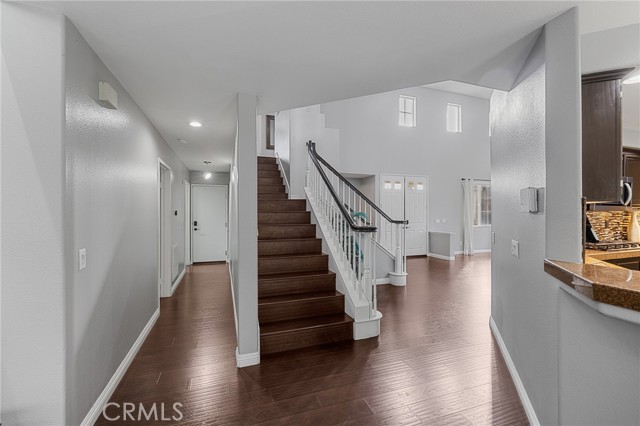 Detail Gallery Image 20 of 58 For 26426 Cardinal Dr, Canyon Country,  CA 91387 - 5 Beds | 4 Baths