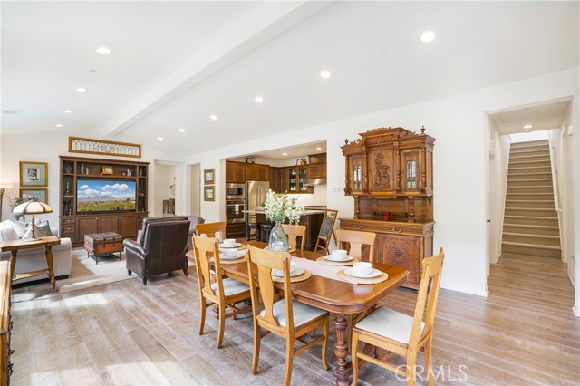 112 Cerrero Court, Rancho Mission Viejo CA: https://media.crmls.org/medias/20321a21-b6e8-4259-8845-532a268a6f90.jpg