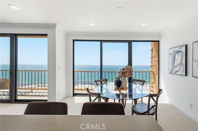 727 Esplanade, Redondo Beach, California 90277, 2 Bedrooms Bedrooms, 0 ,2 BathroomsBathrooms,Residential,For Sale,Esplanade,0,SB26097055
