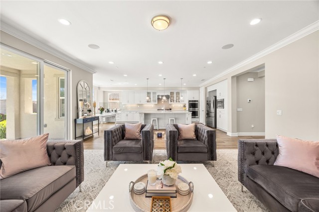 10095 Goldenrod Ct., Rancho Cucamonga CA: https://media.crmls.org/medias/203434d8-c800-4cc4-8f72-3df6b5066909.jpg