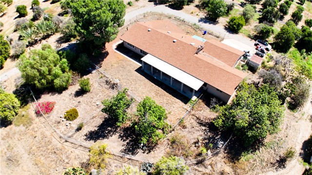 31919 FLORIDA Avenue, Mentone CA: https://media.crmls.org/medias/203455e1-0078-4bdf-8951-1d7c93da6acf.jpg